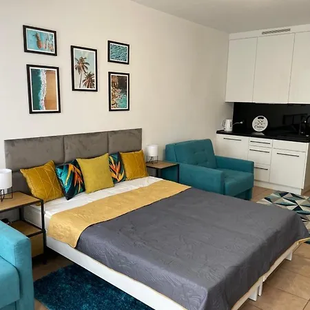 Planeta 100 M Od Plazy Apartmán