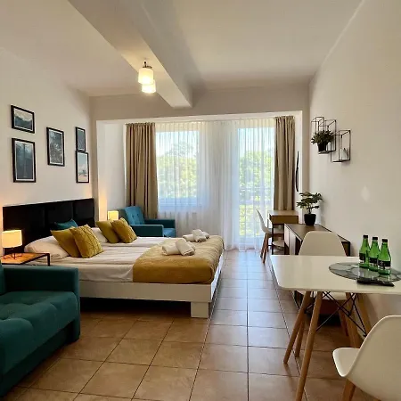 Apartmán Planeta 100 M Od Plazy