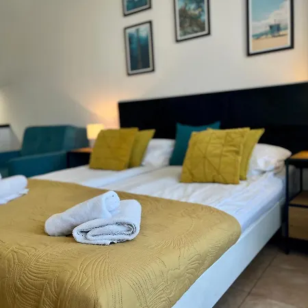 Planeta 100 M Od Plazy ミエルノ